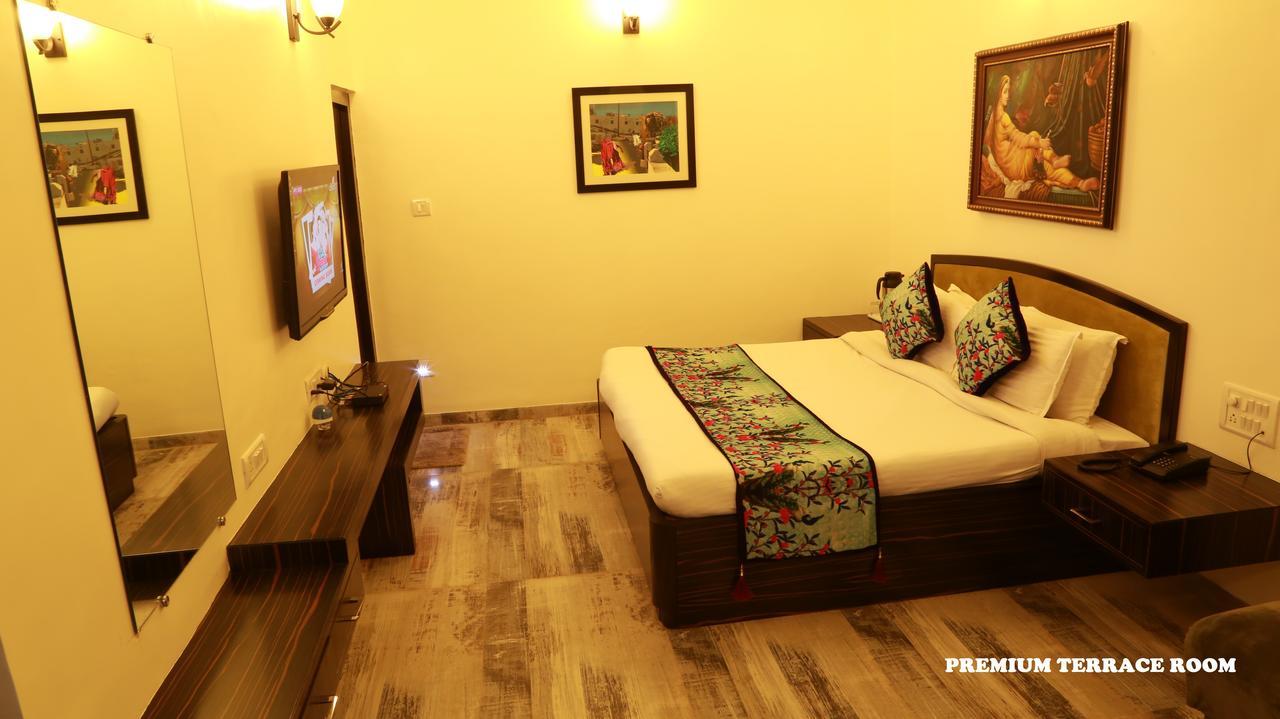 Hotel Karnavati Mount Abu Εξωτερικό φωτογραφία