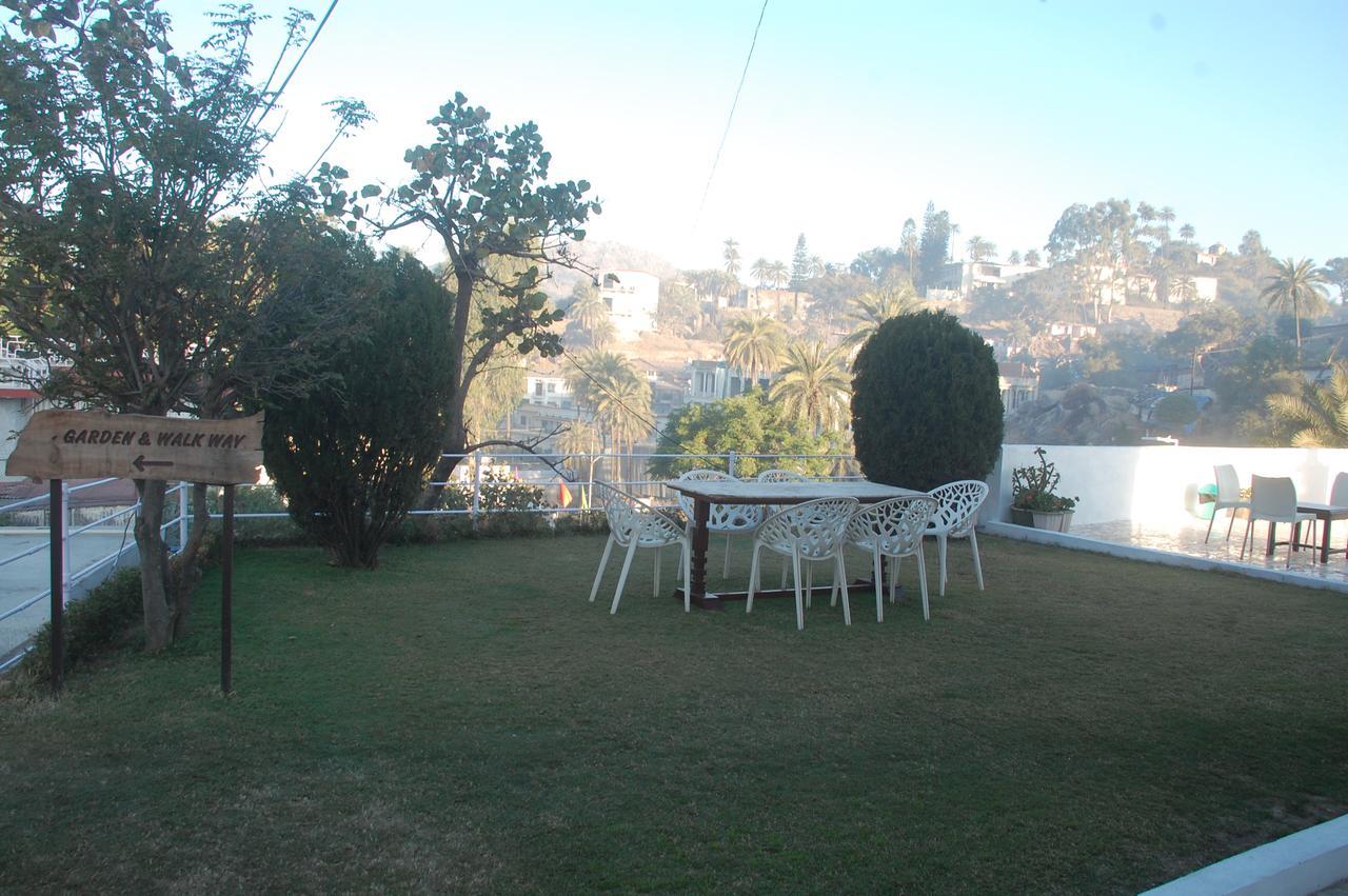 Hotel Karnavati Mount Abu Εξωτερικό φωτογραφία