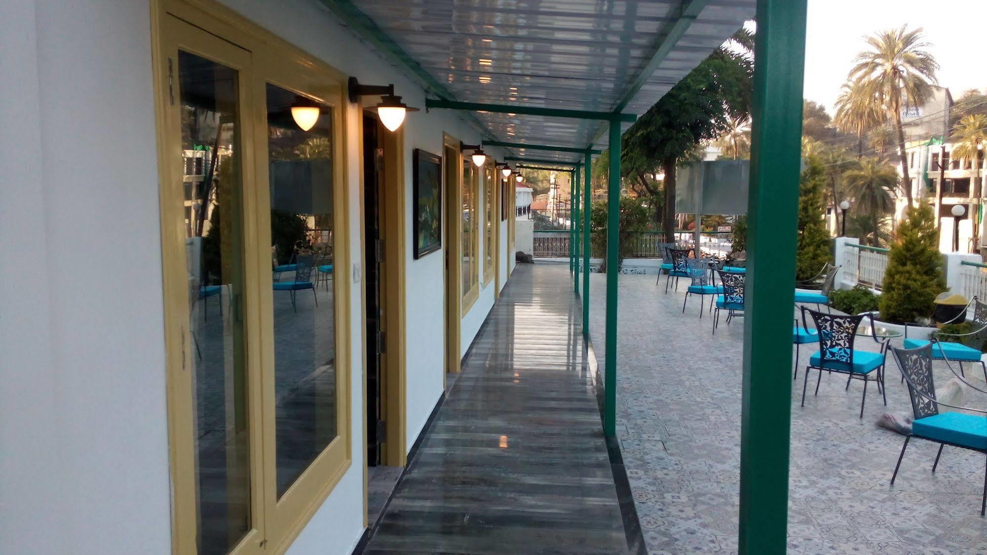 Hotel Karnavati Mount Abu Εξωτερικό φωτογραφία