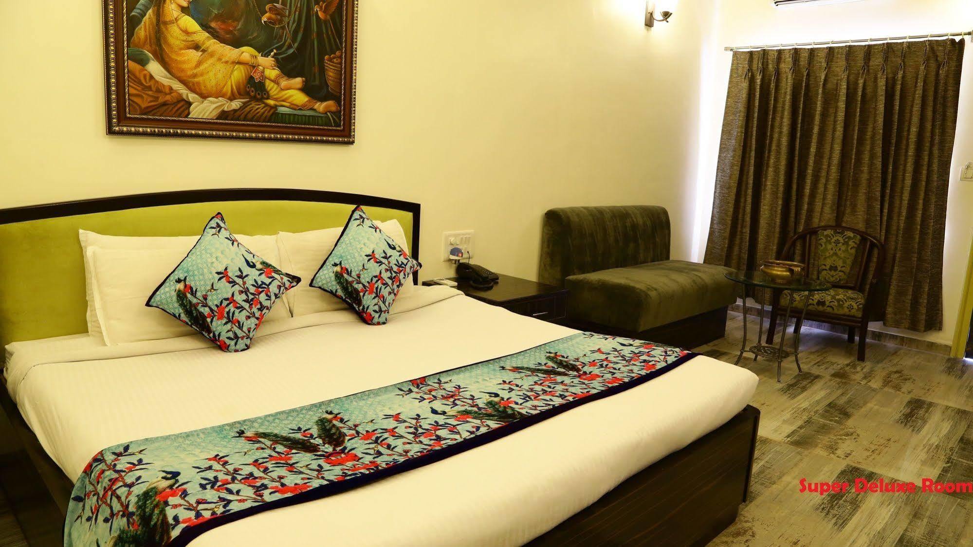 Hotel Karnavati Mount Abu Εξωτερικό φωτογραφία
